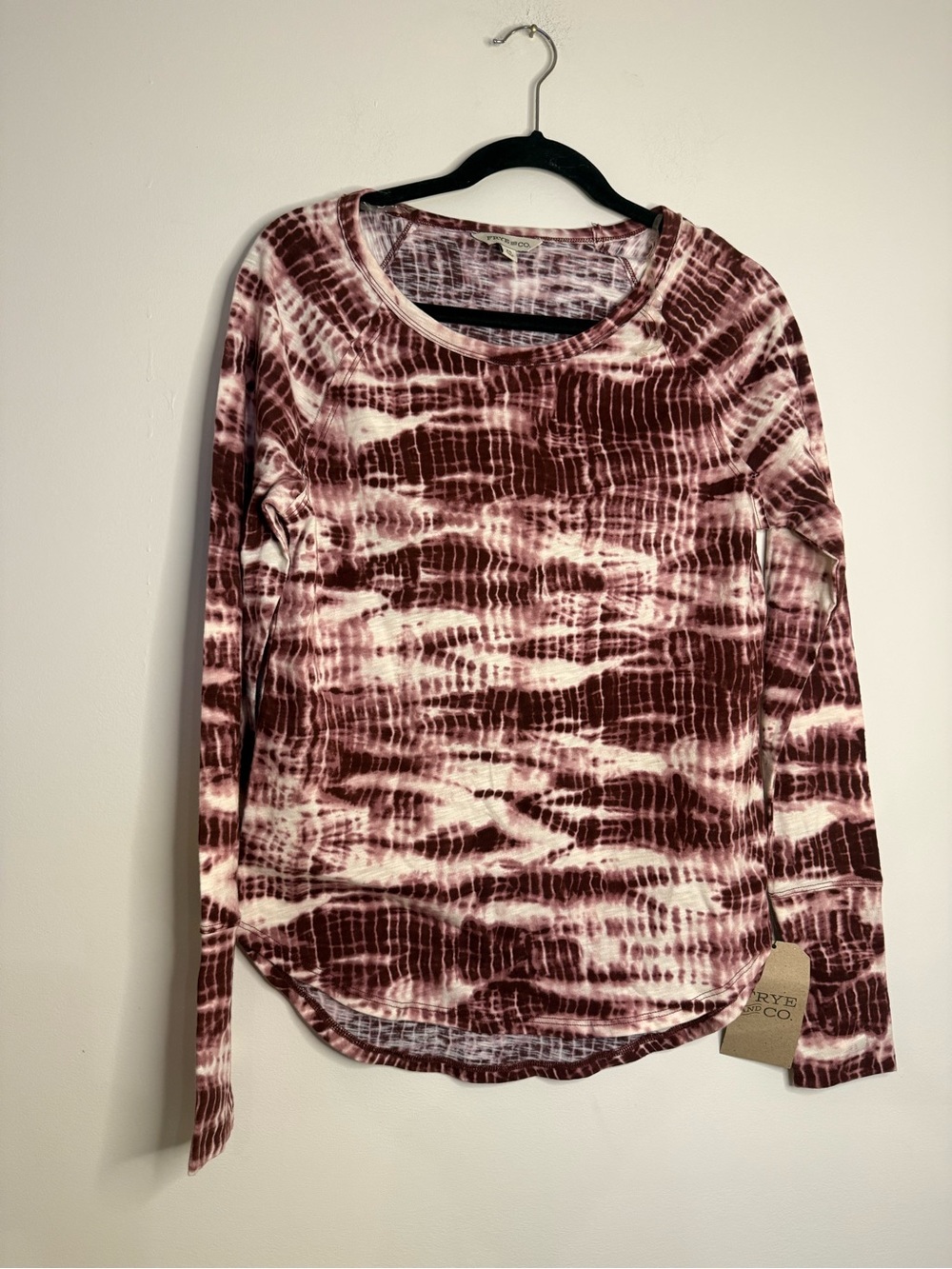 Frye & Co Women's Maroon Tie-Dye Long Sleeve Top
